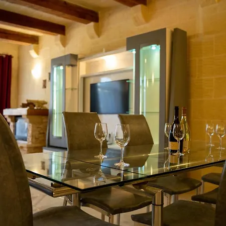 Holiday home 4 Bedroom With Private Pool Gharb (Gozo)