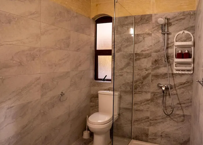 4 Bedroom With Private Pool